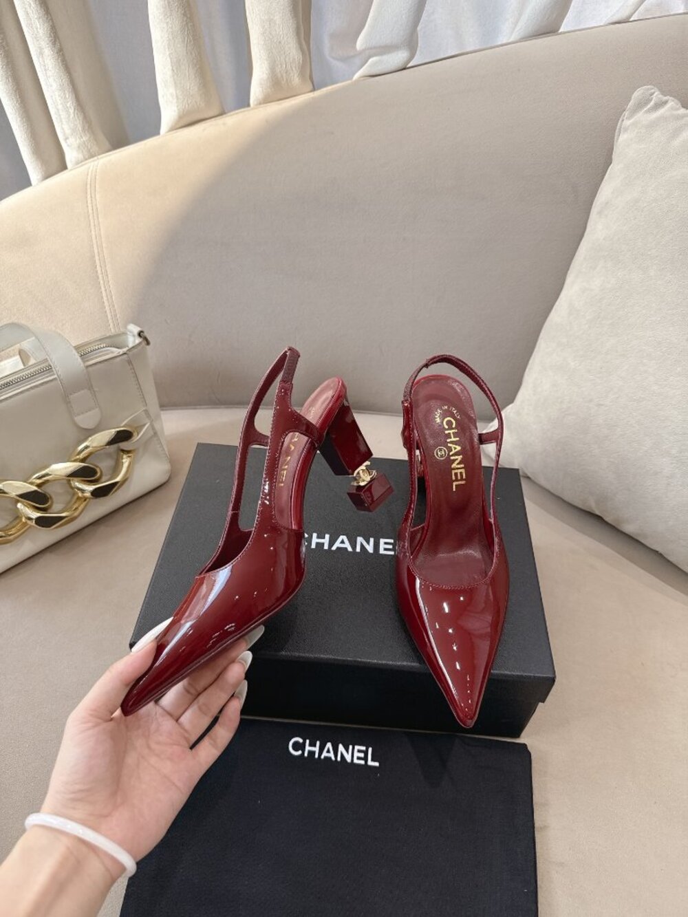 Classic CHANEL Shoes: A Stylish and Versatile Choice for Elegance